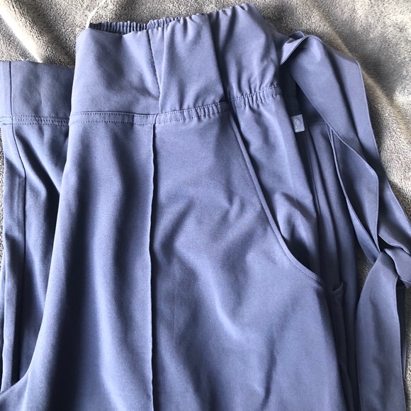 Lululemon pants - Picture 2 of 3